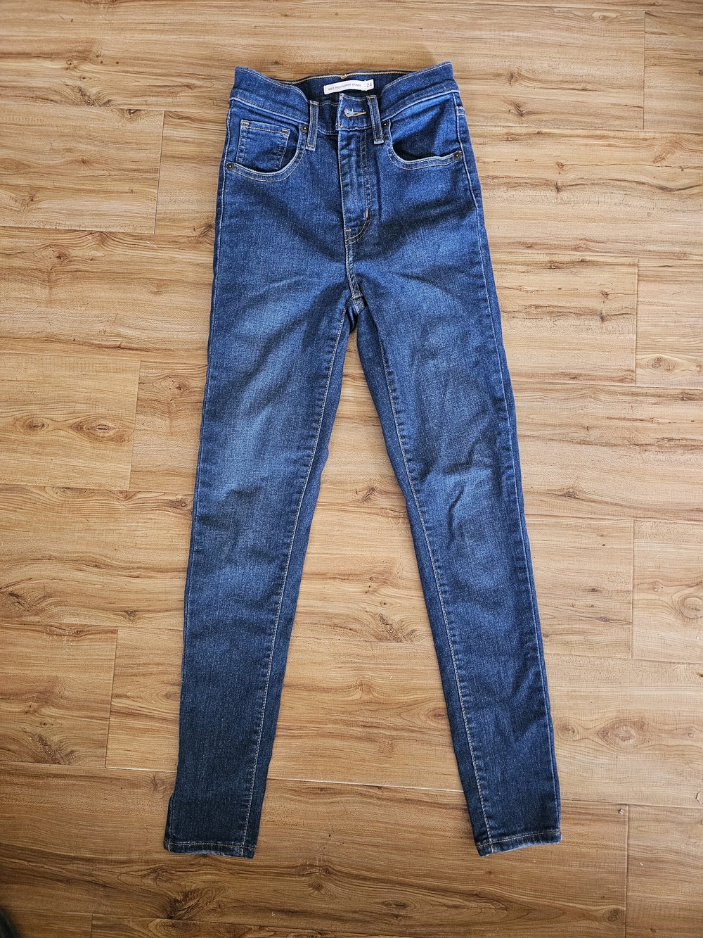 Levi’s Mile High Super Skinny Jeans Women’s 24 W24 L28 High Rise Dark Wash